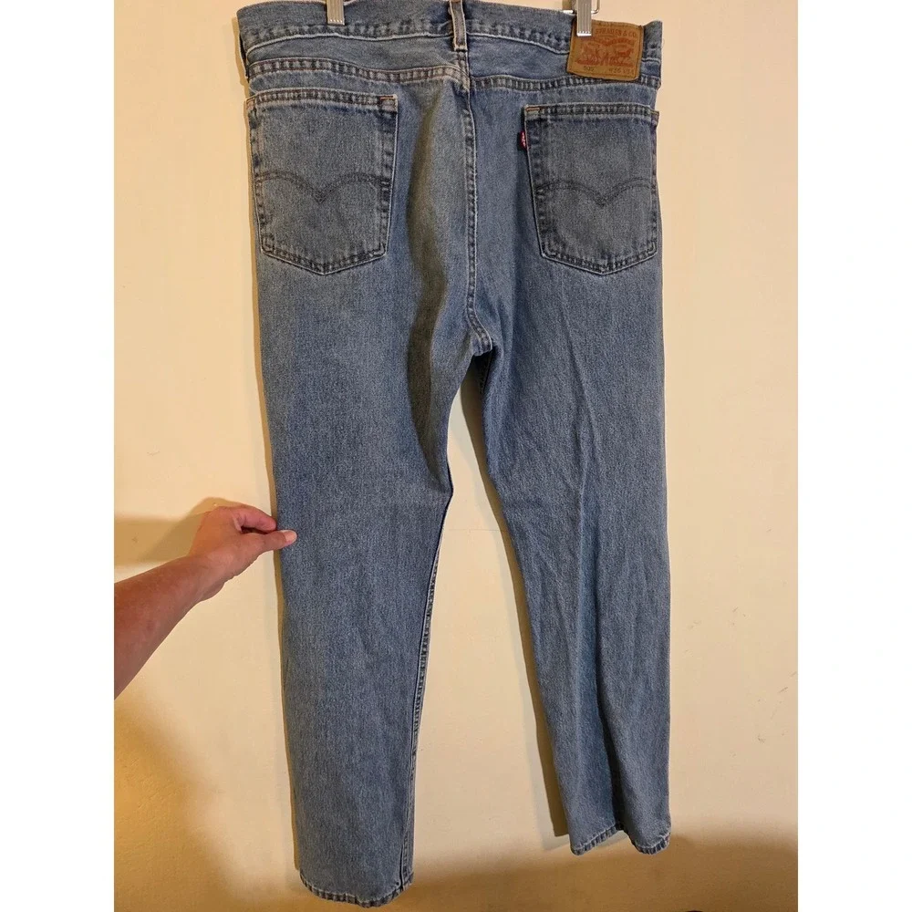 Levis 505 Regular Fit Jeans Mens 36x34 Medium Wash Blue Straight Leg Denim*READ*